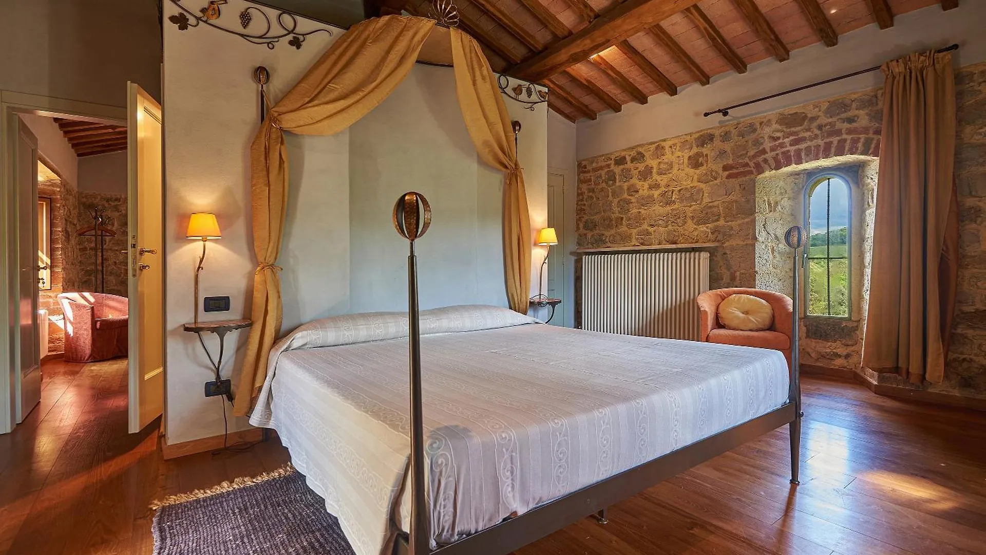 Bed and Breakfast La Gazzara Castelnuovo Berardenga 0*,  Italia